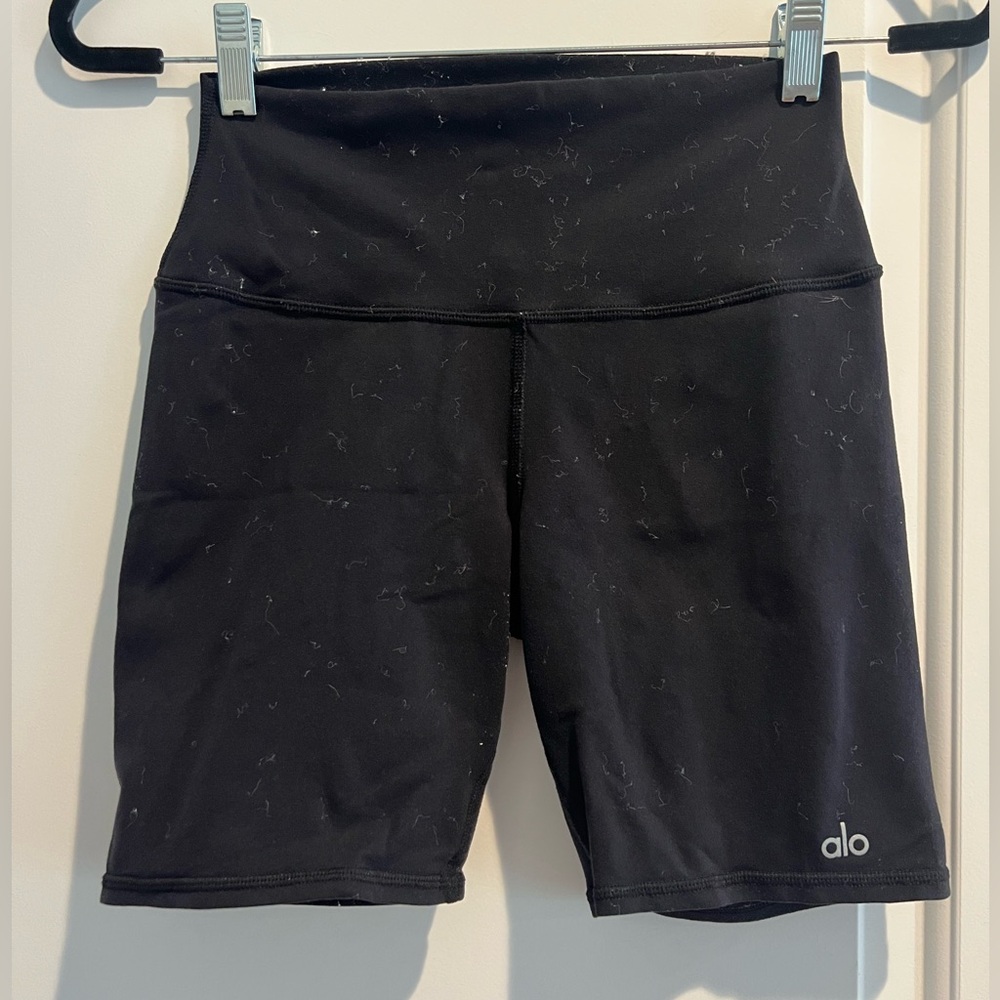 ALO Yoga Women's Dark Bike Shorts